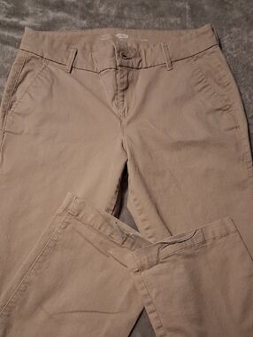 Classic Khaki Flat-Front Pants - Neutral Tan
